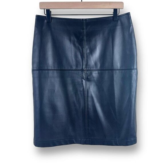Tribal Women's Size 8 Faux Black Leather Pencil Skirt Classic Sleek Minimalist - Picture 1 of 9